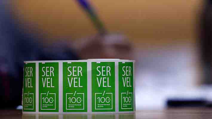 Escueta declaración de Evelyn Matthei tras votar: "Va a ser un tiempo interesante"