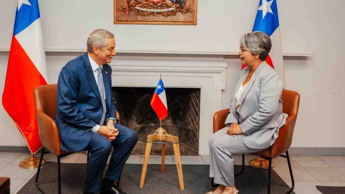 Jara visitó al Presidente electo: Equipo de Kast agradeció la "conversación respetuosa y republicana"