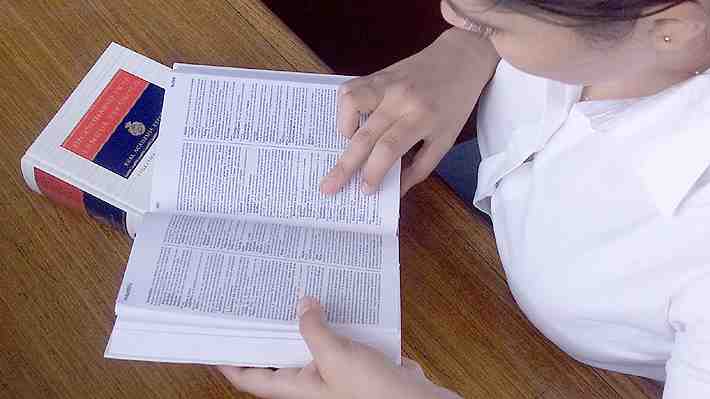 Diccionario de la Lengua Española suma 330 palabras: Loguearse o milenial entre ellas