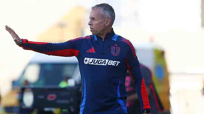 Álvarez tendría acuerdo para salir de la U, mientras Renato Paiva elogió a los azules e hizo un gesto que lo acerca a Chile