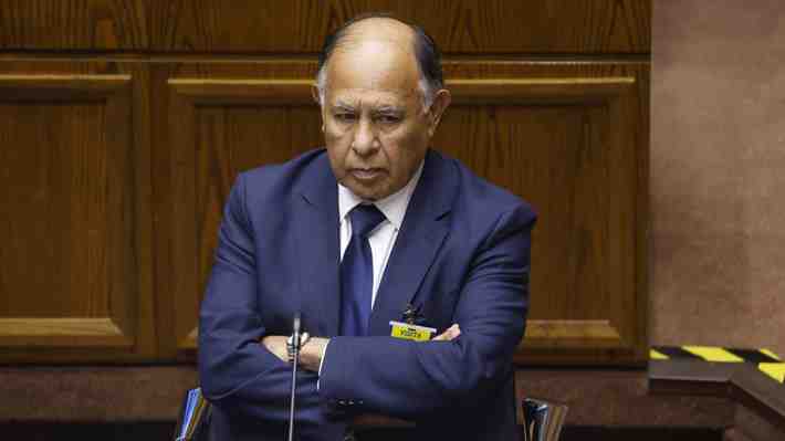 Queda destituido: De forma unánime el Senado aprueba acusación constitucional contra Simpértigue