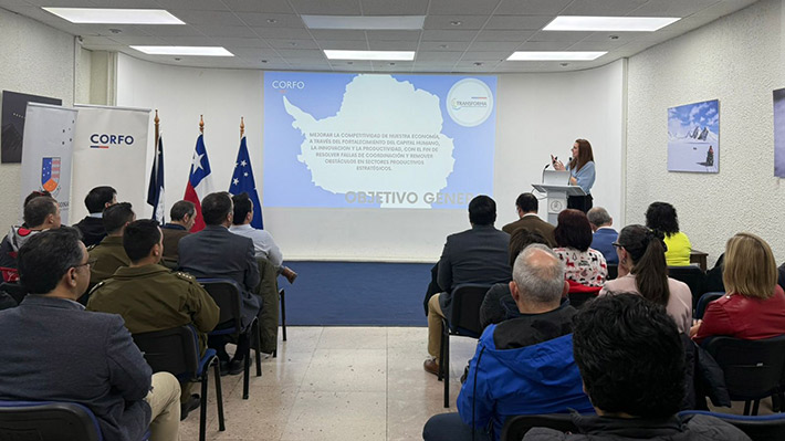 Lanzan programa “Transforma Antártica” que apuesta por entregar mayores oportunidades en conectividad, ciencia y tecnología