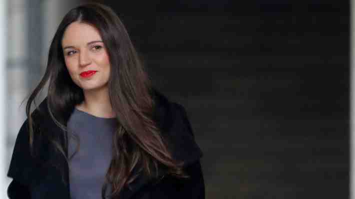 "Es una hipocresía": Diputadas defienden rol de primera dama tras críticas de Karamanos