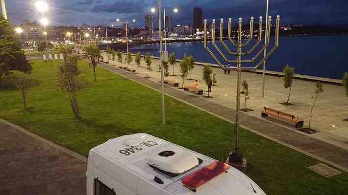 Embajador de Israel notificará de la exhibición de bandera de Hamas en ceremonia judía en Puerto Montt