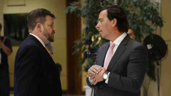 Polémicas declaraciones de Labbé: Kaiser llama al orden y diputadas de izquierda lo denuncian a comisión de ética