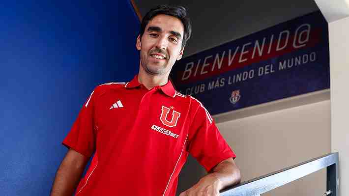 Francisco Meneghini analiza al plantel de la U tras ser presentado como DT de los azules y dedica palabras a Charles Aránguiz y Marcelo Díaz