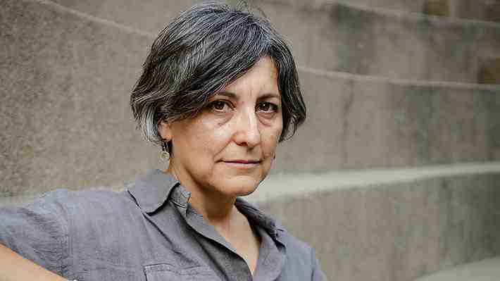 Muerte de paciente aumenta tensión y se agudizan las críticas por prioridad en cirugía a madre de ministra de Salud