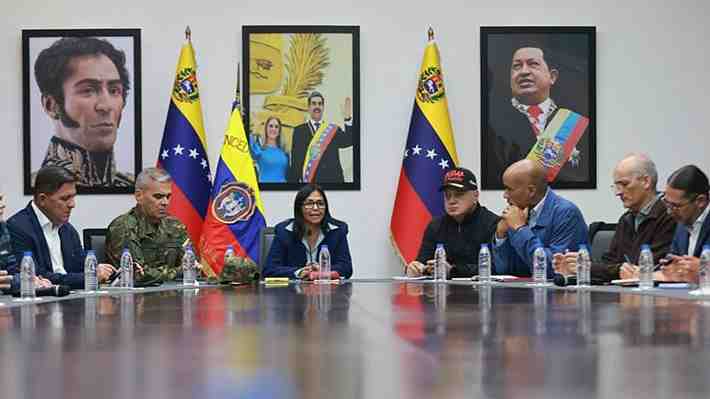 Delcy Rodríguez celebra su primer consejo de ministros y llama a Trump a trabajar en una "agenda de cooperación"