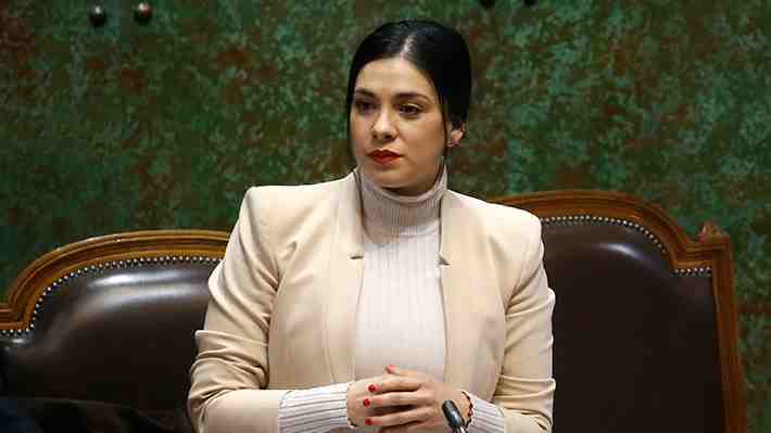 "Cómo borrar un Mac": Las nuevas revelaciones de la investigación que involucran a Cariola con empresarios chinos