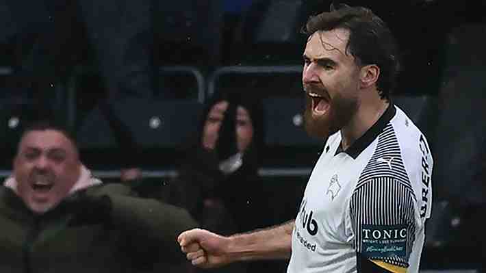 Ben Brereton en racha: Mira el gol que anotó para el Derby County ante el Leeds por la FA Cup