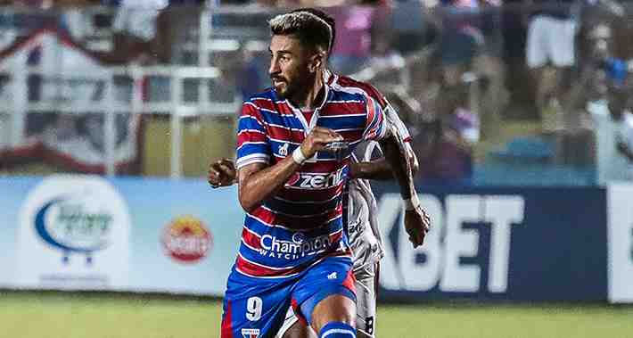 En Brasil explican por qué se complicó llegada de Juan Martín Lucero a la U y Gonzalo Mastriani surge como alternativa