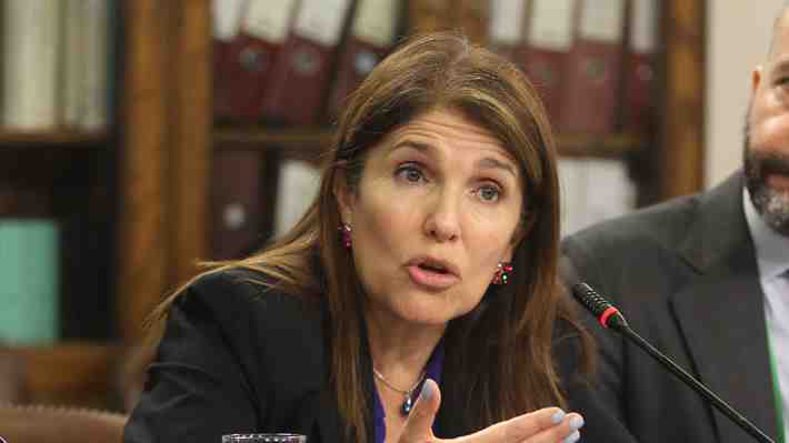 Paula Narváez es rescatada tras sufrir accidente en kayac en el río Maullín