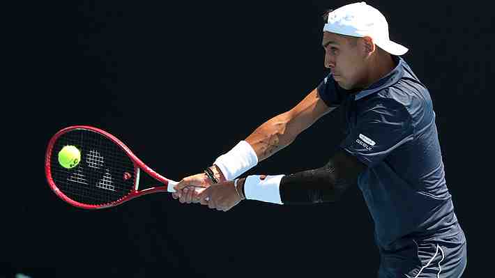 Ni el apoyo del público le sirvió a Tabilo y se fue eliminado en primera ronda del Australian Open