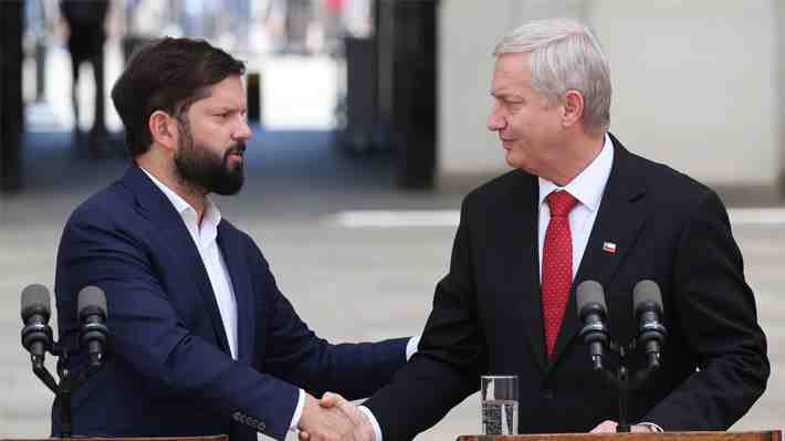 Boric y Kast hacen inédita declaración conjunta por incendios y Gobierno decretará duelo nacional