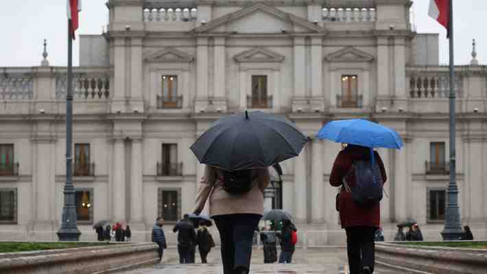 ¿Lluvia en pleno verano?: Meteorología pronostica cielos nublados y precipitaciones para zona central
