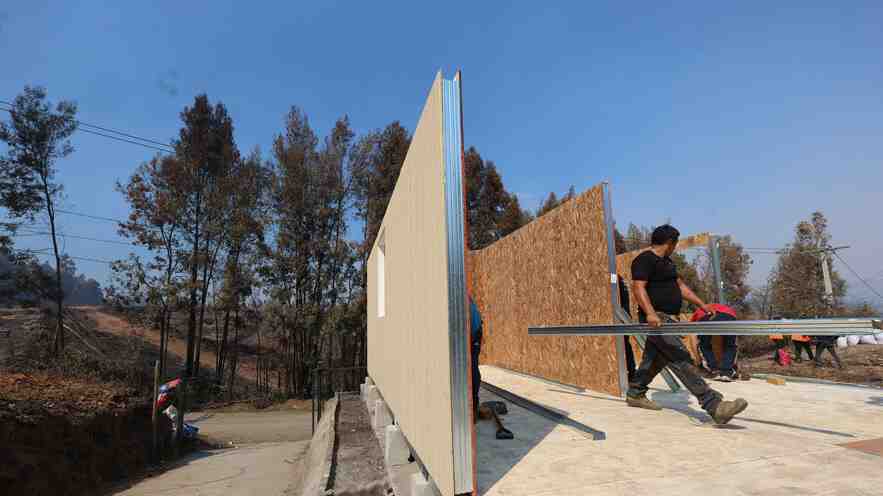 Cómo financiar la reconstrucción: El debate que se abrió en medio de la fuerte estrechez fiscal