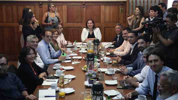 Crisis en el oficialismo: Las motivaciones e implicancias del distanciamiento de cara al gobierno de Kast