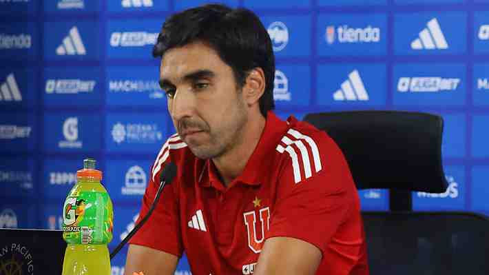 Meneghini resta importancia a derrota de la U en Perú y no descarta sumar nuevo refuerzo