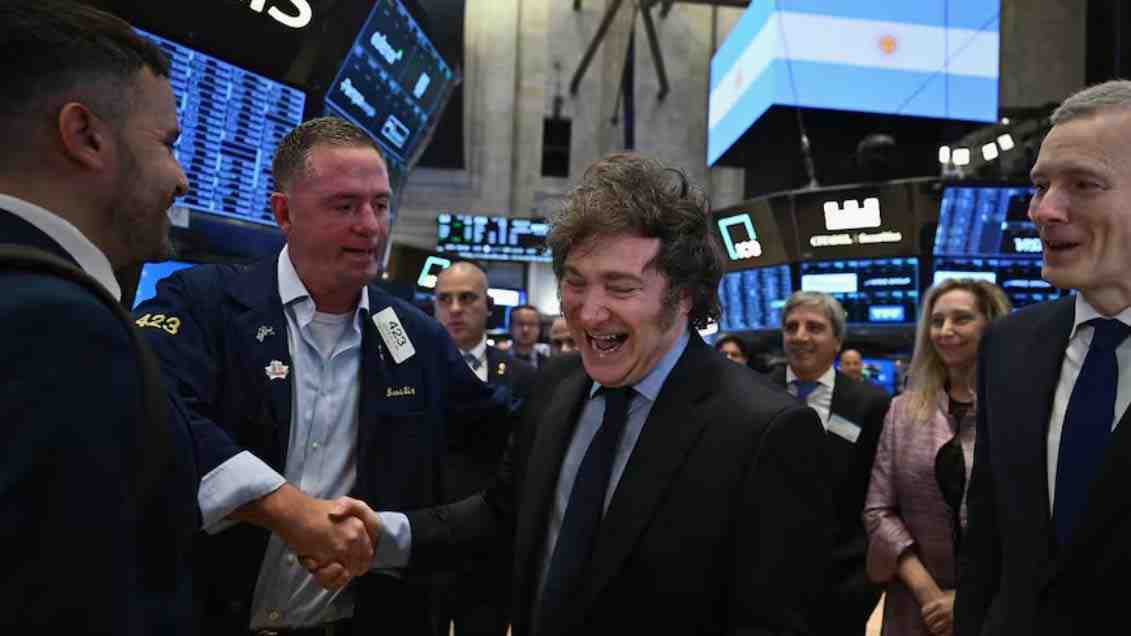 Argentina: Riesgo país cae a su menor nivel desde 2018 y se abren posibilidades internacionales de deuda