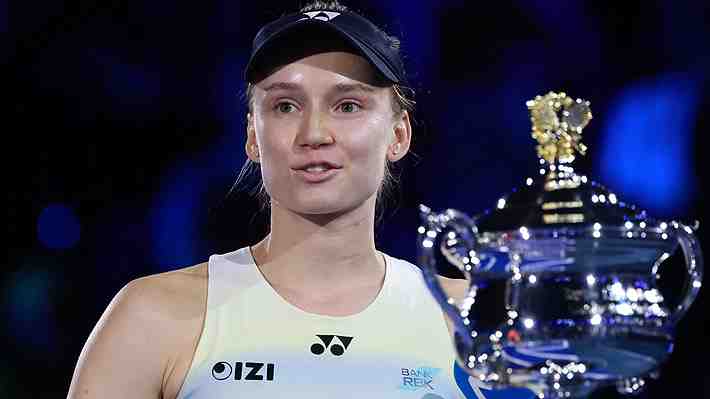 Con una brutal remontada, Elena Rybakina da la gran sorpresa, vence a Sabalenka y es la nueva campeona del Abierto de Australia