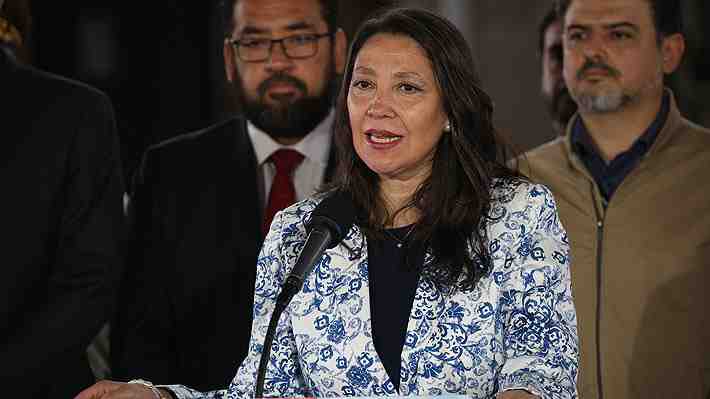 "Lamento que no haya habido generosidad": Ministra Lobos arremete por proyecto sobre eutanasia