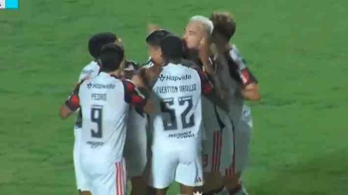 "Bomba, máquina": Mira el tremendo golazo de Erick Pulgar para el Flamengo
