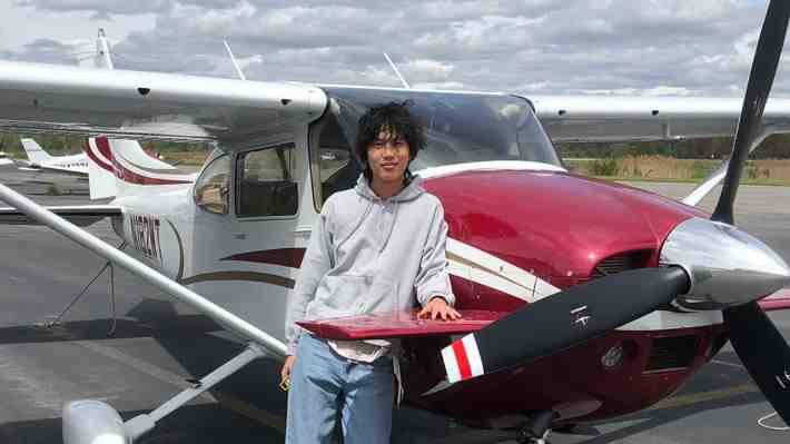 Avión de influencer norteamericano que aterrizó sin permiso en la Antártica inicia su regreso al continente