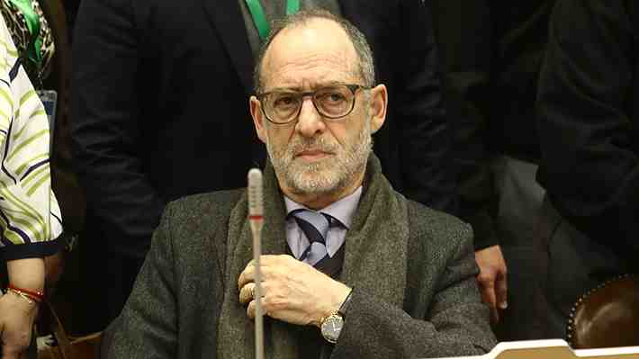 Gobierno justifica nombramiento de exasesora de Eidelstein (PC) en cargo clave de la Subsecretaría de FF.AA.