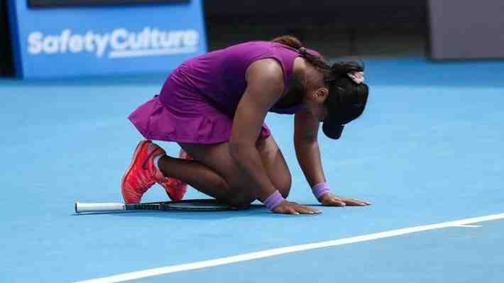 Tenista australiana de apenas 25 años anuncia su retiro con brutal comunicado y trata al deporte de "racista, misógino, homófobo y hostil"