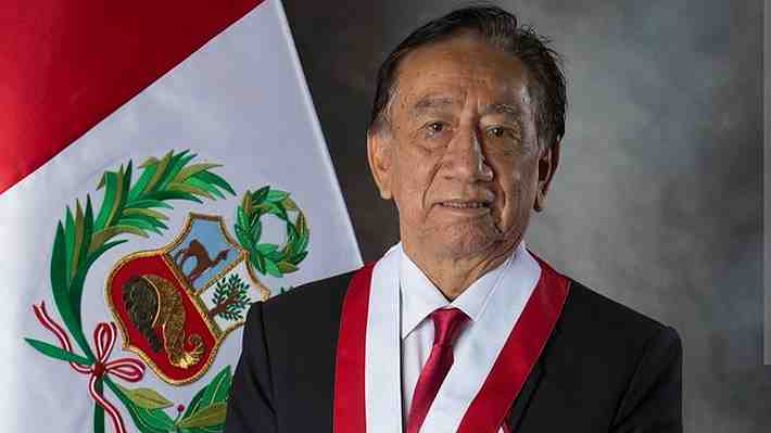 Congreso de Perú elige al izquierdista José María Balcázar como nuevo presidente interino tras destitución de José Jerí