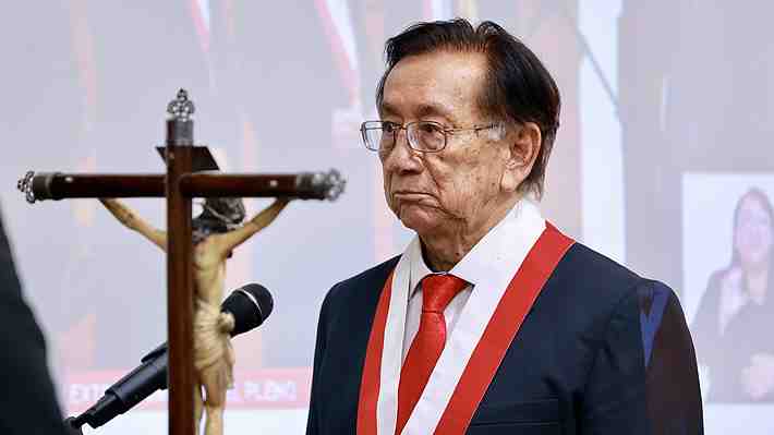 De izquierda e investigado por corrupción: José María Balcázar, el presidente más longevo de Perú