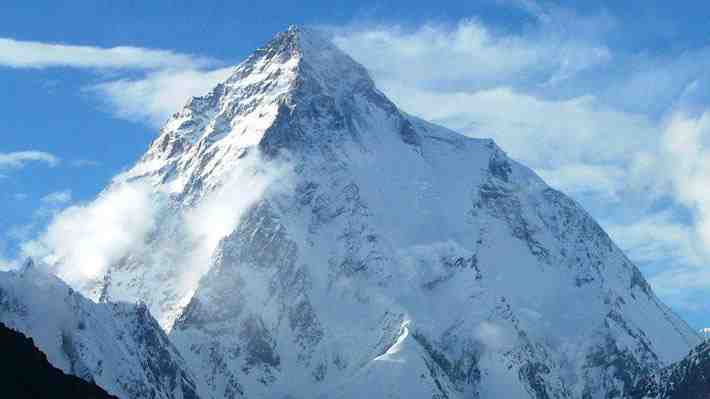 Condenan a cinco meses de cárcel a alpinista austríaco que dejó morir a su pareja en la montaña