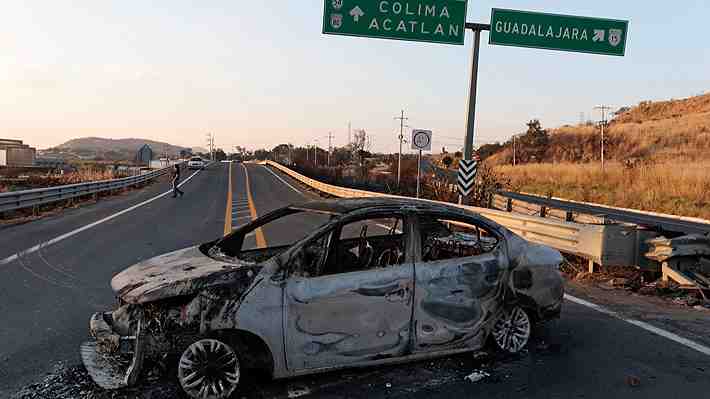 México despliega 10.000 militares tras ola de violencia: Reportan ataques y gran fuga de cárcel en Puerto Vallarta