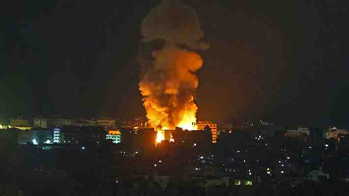 Hezbollah se suma al conflicto y ataca el norte de Israel: País hebreo bombardeó el Líbano en respuesta