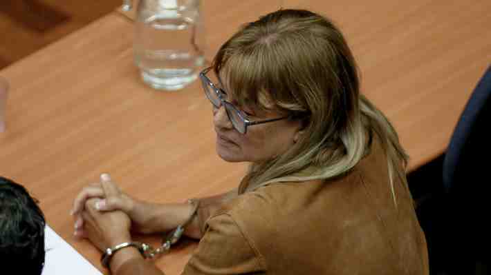 Crisis familiar de exministra Vivanco se agrava previo a su cumpleaños y complica más su panorama