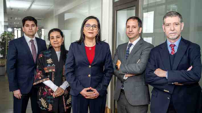 CFA emite duro informe por manejo fiscal del gobierno de Boric y apunta a "errores reiterados y significativos"