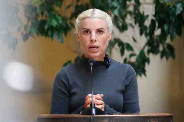 Polémica por vínculo de Orsini con menor de Mejor Niñez: Niega irregularidades, pero reconoce rol de Jorge Valdivia