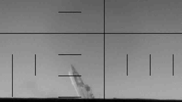 Video | Ataque submarino de EE.UU. hunde un buque de guerra iraní en el océano Índico: Reportan al menos 83 muertos