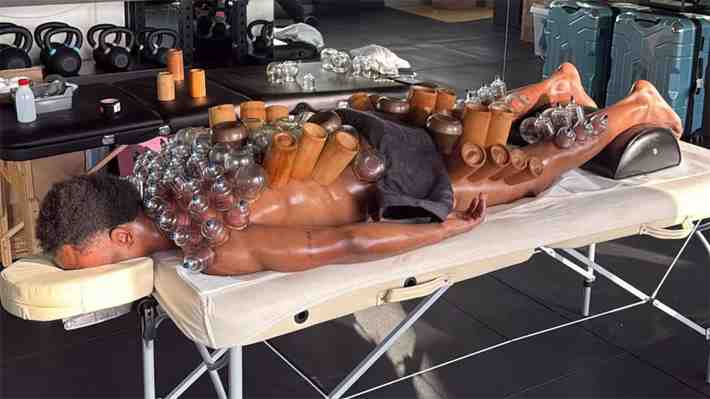 El "futbolista succionado" que deja en shock al fútbol mundial: Mira la imagen que se viraliza