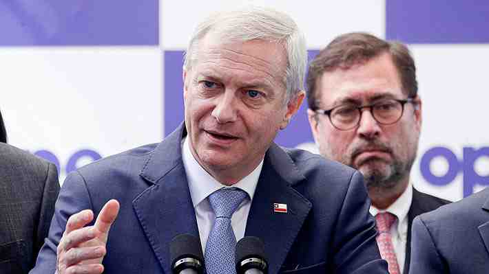 Kast defiende rol de embajador de EE.UU. en polémica por cable chino: "No le ha tocado fácil"