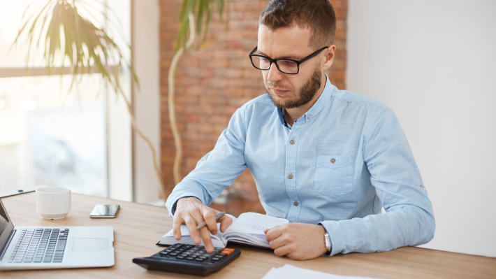 ¿Le conviene a las pymes endeudarse este año? Claves para evaluar créditos en un escenario incierto