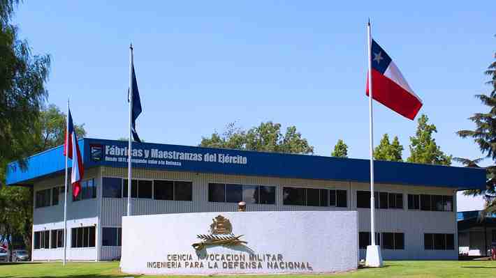 Contraloría detecta recontrataciones irregulares e indemnizaciones de hasta $100 millones en FAMAE