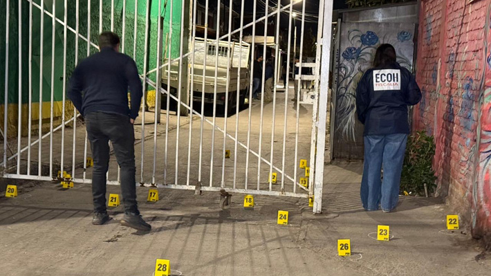 Hombre que paseaba a su mascota muere tras recibir disparo en medio de disputa de bandas