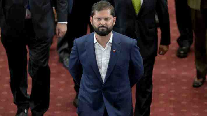 Boric abre nueva oficina en Bellavista y comienza a conformar su equipo con excolaboradores de La Moneda