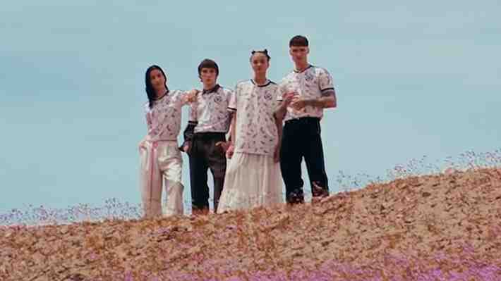 Un diseño inspirado en el Desierto Florido: Chile presenta su nueva camiseta alternativa