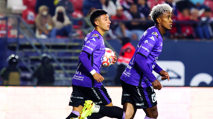 Josué Ovalle, el chileno que llegó en silencio a México y ya lleva cuatro goles en la liga azteca