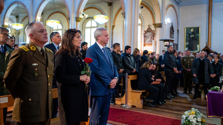 Kast en el funeral de carabinero fallecido en Puerto Varas: "De nosotros depende que su muerte no sea en vano"