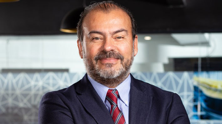 Gobierno activa su octava "bala de plata" y oficializa a Jorge Trujillo como nuevo director del SII