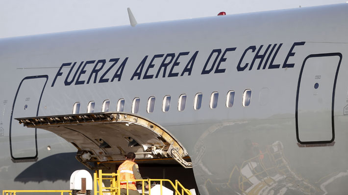 FACh identifica a dos funcionarios que gastaron dinero en casinos y los reasigna de sus funciones temporalmente