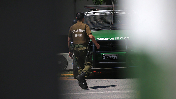 Conductor ebrio colisiona con patrulla de Carabineros en Conchalí: Hay dos policías lesionados